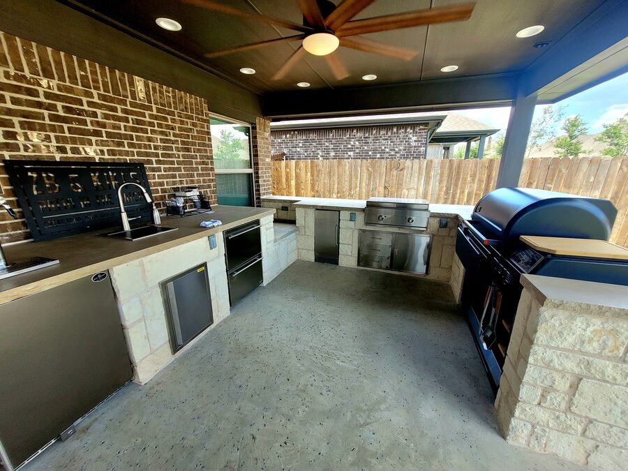 Custom outdoor kitchen built by Texas Patios Plus in south DFW