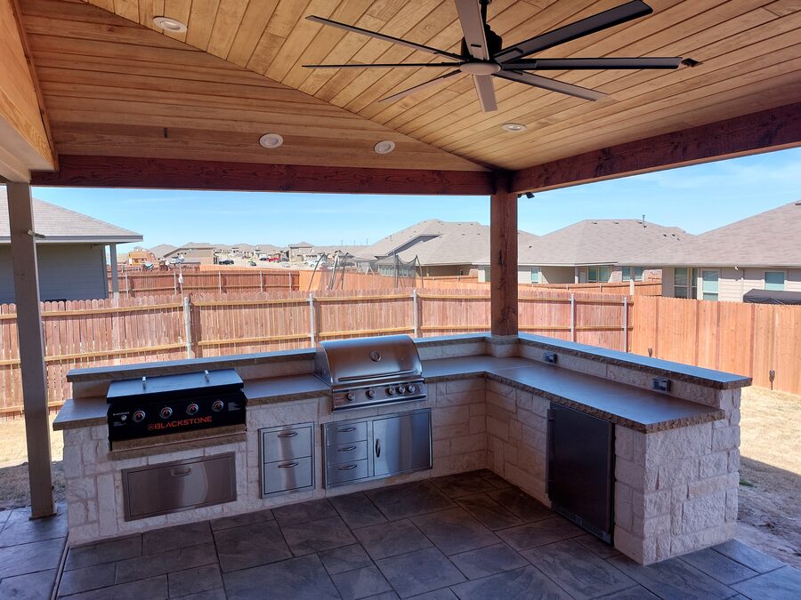 Custom outdoor kitchen built by Texas Patios Plus in south DFW