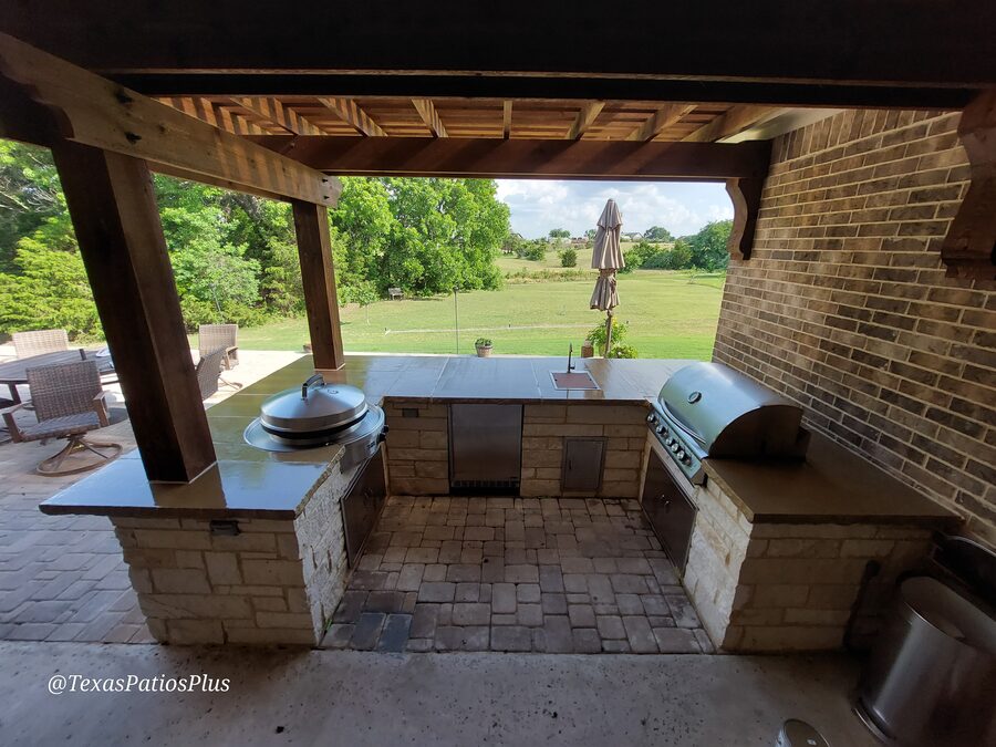 Custom outdoor kitchen built by Texas Patios Plus in south DFW