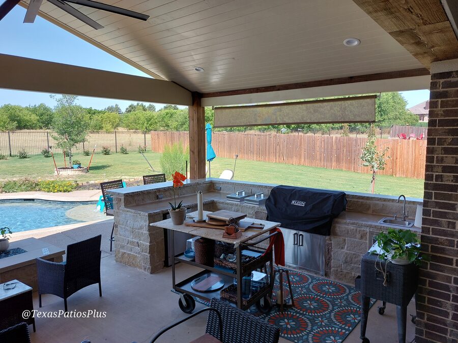 Custom outdoor kitchen built by Texas Patios Plus in south DFW