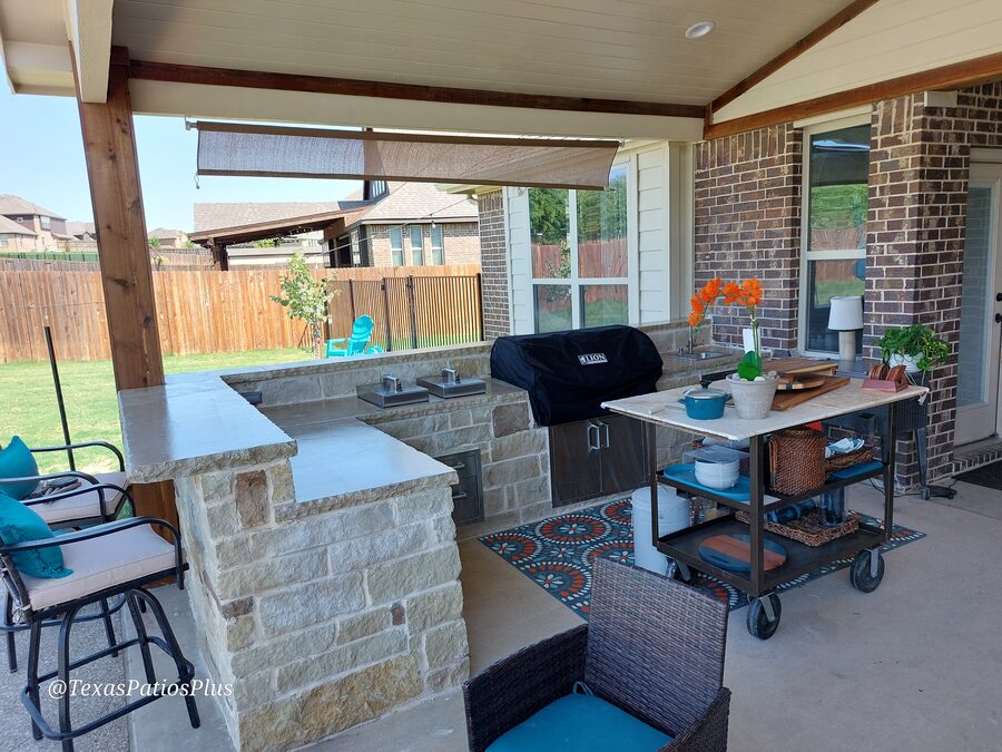 Custom outdoor kitchen built by Texas Patios Plus in south DFW