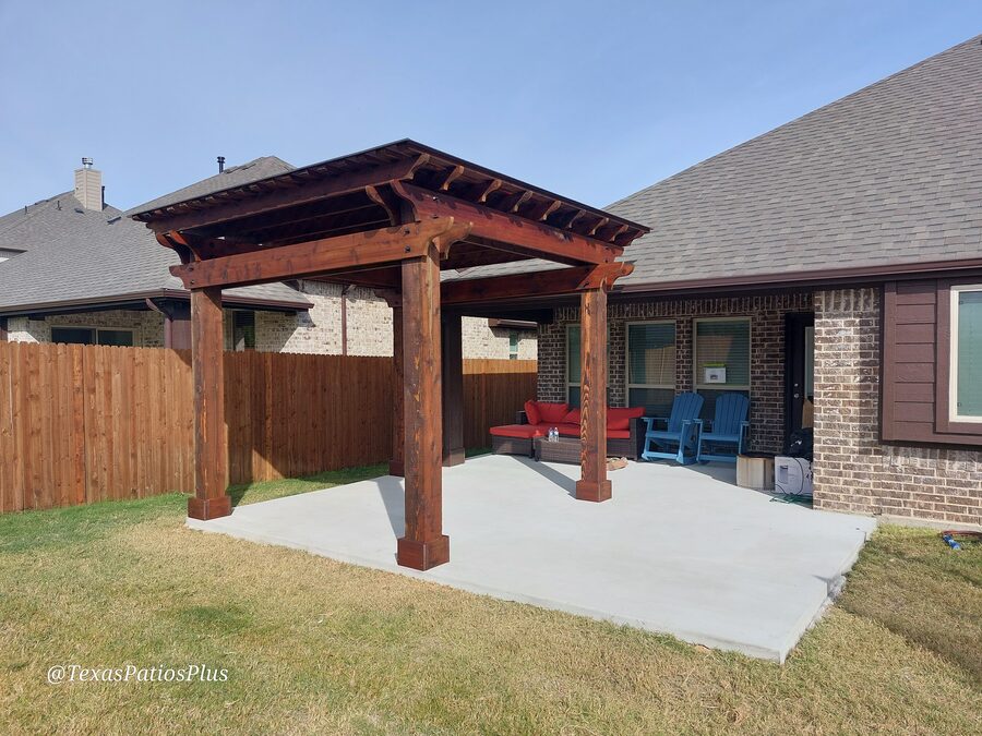 Custom pergola built by Texas Patios Plus in south DFW