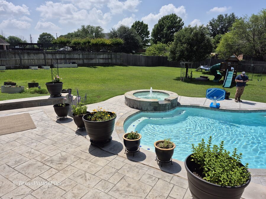 Custom pool built by Texas Patios Plus in south DFW